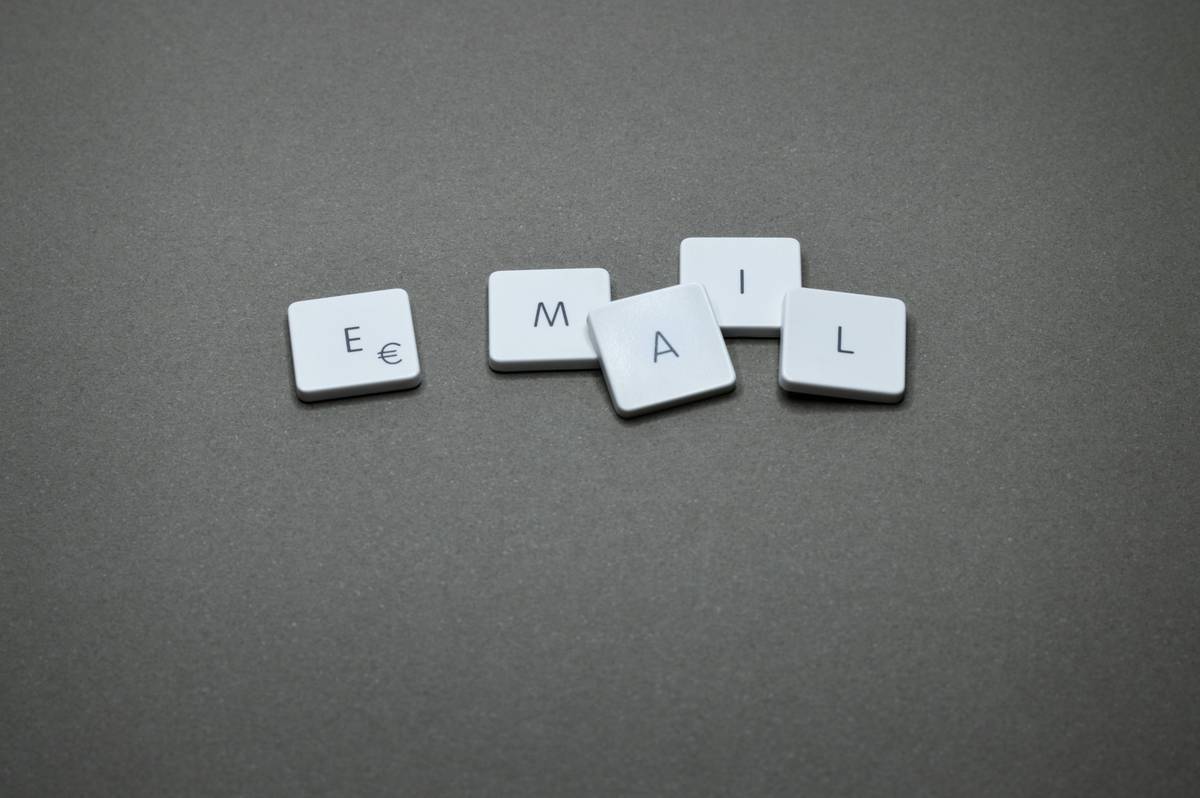 email keyboard keys